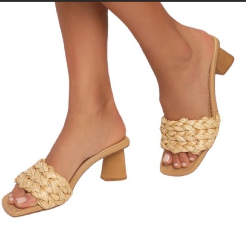 Steve Madden Saged Neutral Raffia Square Toe Heel Size 9